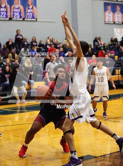 Thumbnail 1 in Wylie vs Life Waxahachie (UIL 4A Area Playoff) photogallery.