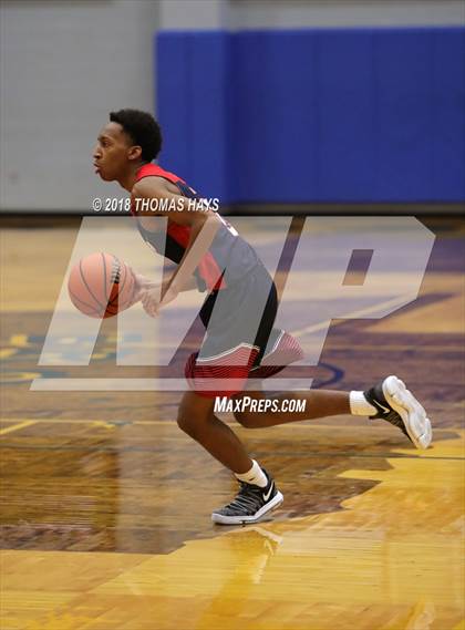 Thumbnail 1 in Wylie vs Life Waxahachie (UIL 4A Area Playoff) photogallery.
