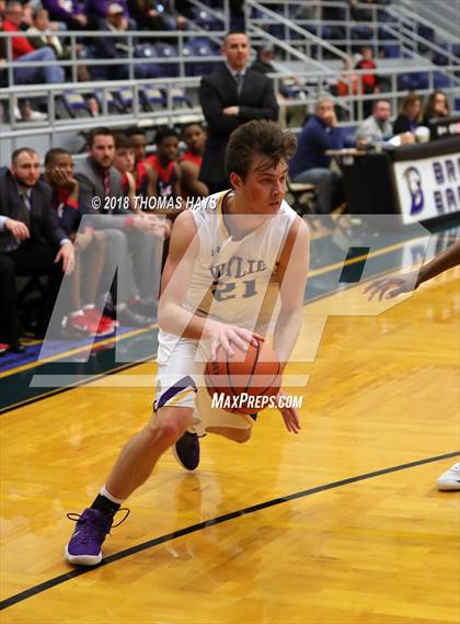 Thumbnail 1 in Wylie vs Life Waxahachie (UIL 4A Area Playoff) photogallery.