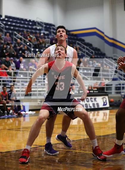 Thumbnail 2 in Wylie vs Life Waxahachie (UIL 4A Area Playoff) photogallery.