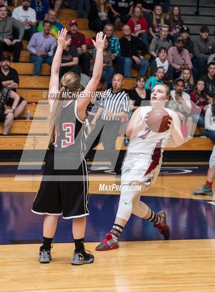 Thumbnail 2 in Hayfork vs. Big Valley CIF NS D7 Final photogallery.
