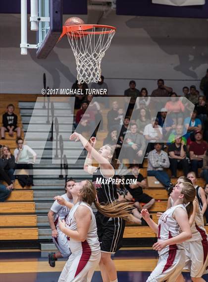 Thumbnail 3 in Hayfork vs. Big Valley CIF NS D7 Final photogallery.