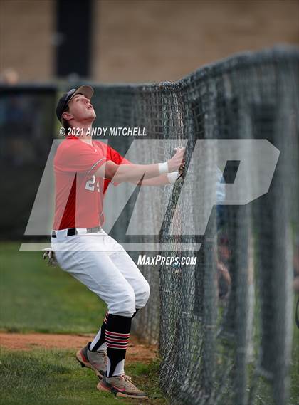 Thumbnail 3 in Hixson vs Signal Mountain photogallery.
