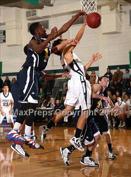 Thumbnail 2 in Flintridge Prep vs. Campbell Hall (Providence Cystic Fibrosis Benefit) photogallery.