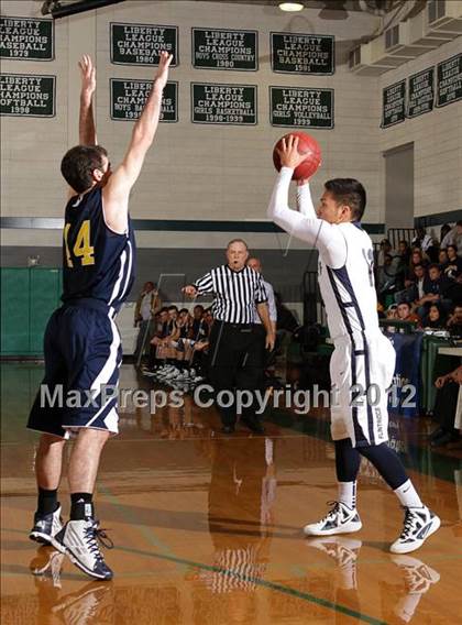 Thumbnail 1 in Flintridge Prep vs. Campbell Hall (Providence Cystic Fibrosis Benefit) photogallery.