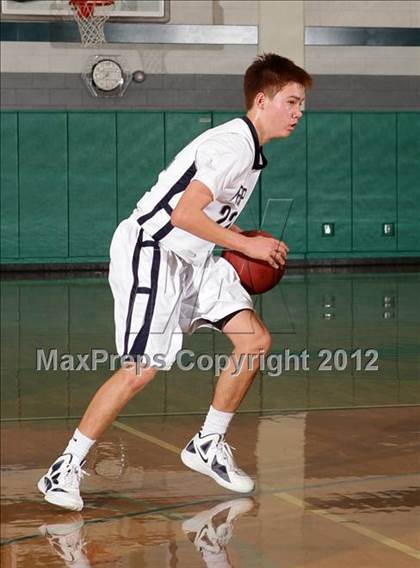 Thumbnail 3 in Flintridge Prep vs. Campbell Hall (Providence Cystic Fibrosis Benefit) photogallery.