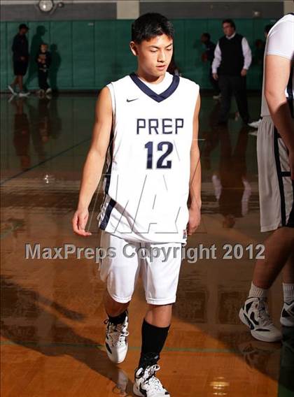 Thumbnail 3 in Flintridge Prep vs. Campbell Hall (Providence Cystic Fibrosis Benefit) photogallery.