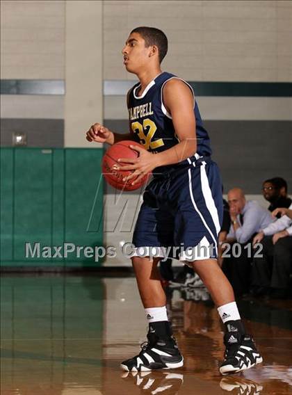 Thumbnail 2 in Flintridge Prep vs. Campbell Hall (Providence Cystic Fibrosis Benefit) photogallery.
