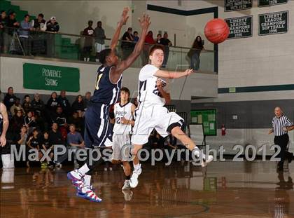 Thumbnail 2 in Flintridge Prep vs. Campbell Hall (Providence Cystic Fibrosis Benefit) photogallery.