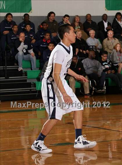 Thumbnail 1 in Flintridge Prep vs. Campbell Hall (Providence Cystic Fibrosis Benefit) photogallery.