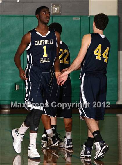 Thumbnail 3 in Flintridge Prep vs. Campbell Hall (Providence Cystic Fibrosis Benefit) photogallery.