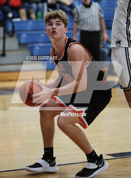 Thumbnail 1 in Amanda-Clearcreek vs Granville photogallery.