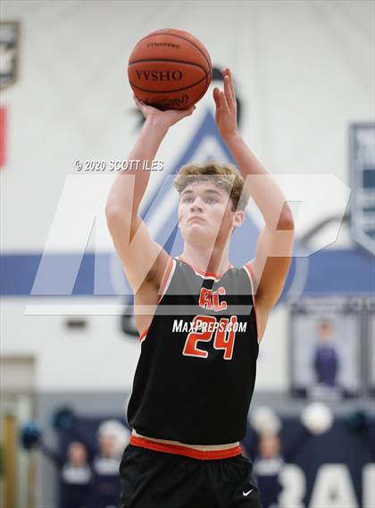 Thumbnail 3 in Amanda-Clearcreek vs Granville photogallery.
