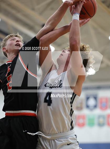 Thumbnail 2 in Amanda-Clearcreek vs Granville photogallery.