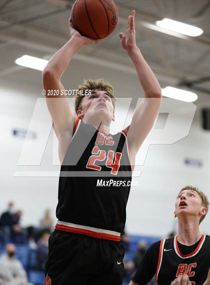 Thumbnail 3 in Amanda-Clearcreek vs Granville photogallery.