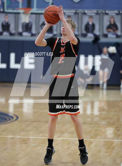 Thumbnail 3 in Amanda-Clearcreek vs Granville photogallery.