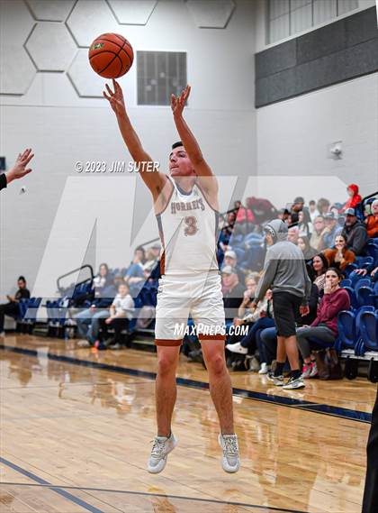 Thumbnail 2 in Caldwell vs Smithville photogallery.