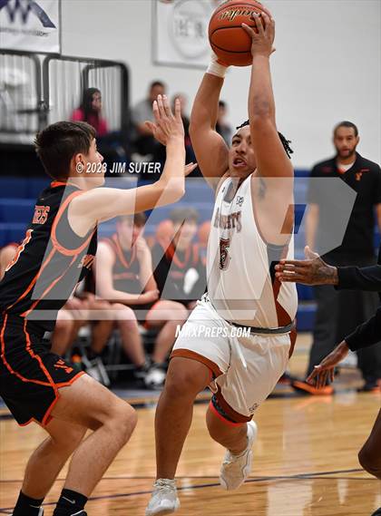 Thumbnail 3 in Caldwell vs Smithville photogallery.