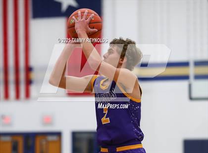 Thumbnail 3 in Munday @ Perrin-Whitt photogallery.