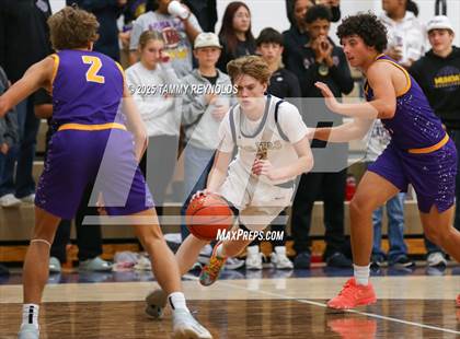 Thumbnail 2 in Munday @ Perrin-Whitt photogallery.