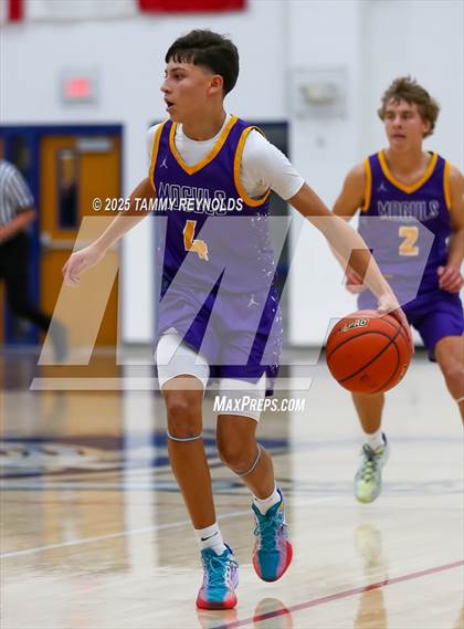 Thumbnail 2 in Munday @ Perrin-Whitt photogallery.