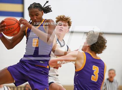 Thumbnail 3 in Munday @ Perrin-Whitt photogallery.