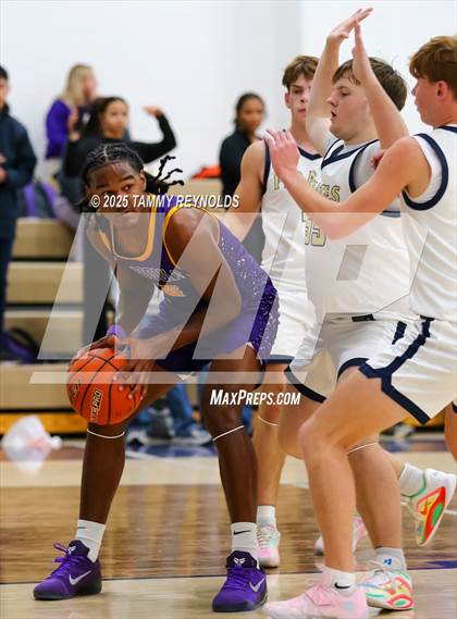 Thumbnail 2 in Munday @ Perrin-Whitt photogallery.