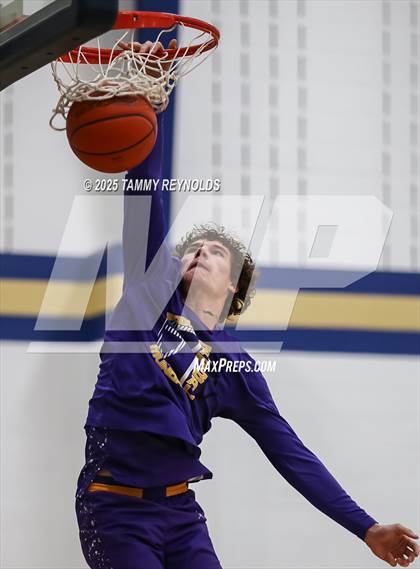 Thumbnail 1 in Munday @ Perrin-Whitt photogallery.