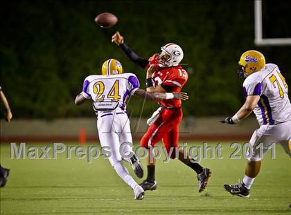 Thumbnail 1 in Glendora vs. Lynwood photogallery.