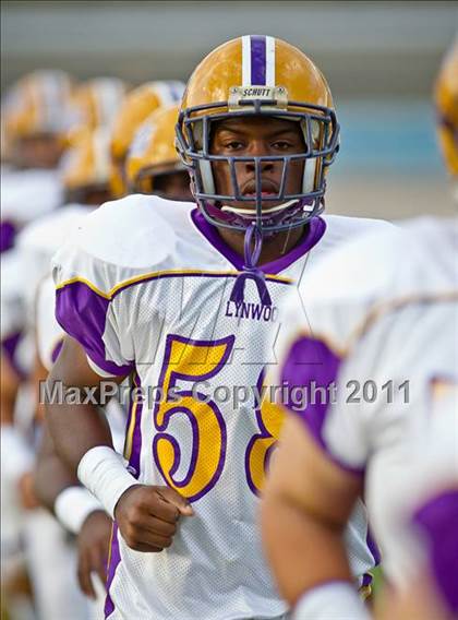 Thumbnail 3 in Glendora vs. Lynwood photogallery.