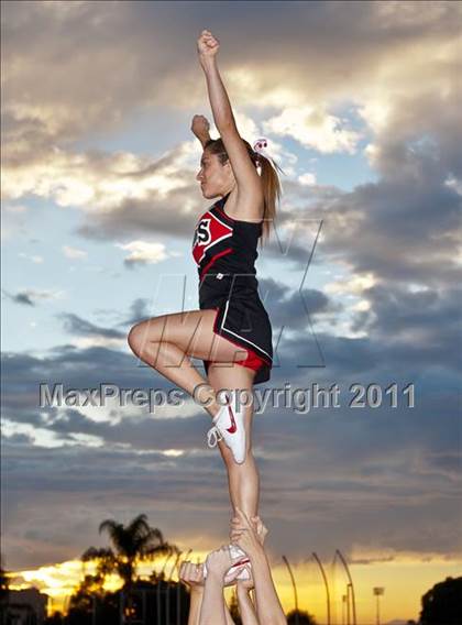 Thumbnail 2 in Glendora vs. Lynwood photogallery.