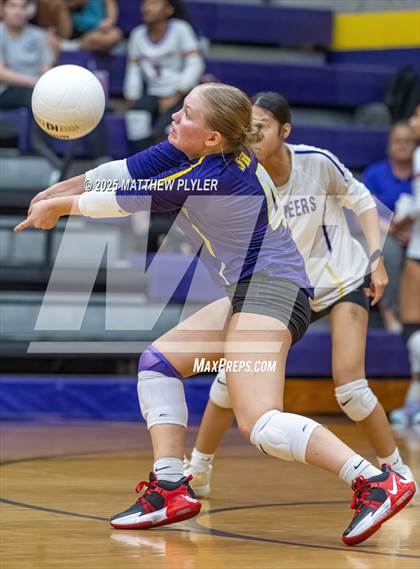 Thumbnail 2 in JV: Pinecrest @ Jack Britt photogallery.