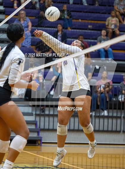 Thumbnail 1 in JV: Pinecrest @ Jack Britt photogallery.