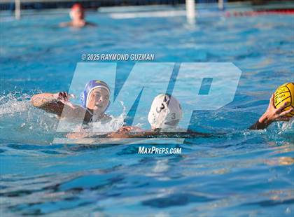 Thumbnail 2 in Arroyo Grande vs. Clovis photogallery.