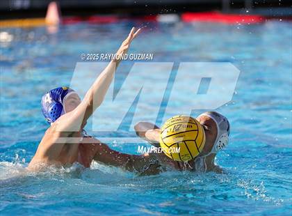 Thumbnail 2 in Arroyo Grande vs. Clovis photogallery.