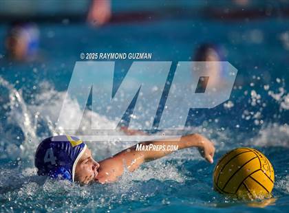 Thumbnail 2 in Arroyo Grande vs. Clovis photogallery.