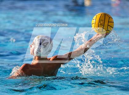 Thumbnail 2 in Arroyo Grande vs. Clovis photogallery.