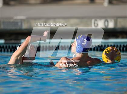 Thumbnail 3 in Arroyo Grande vs. Clovis photogallery.