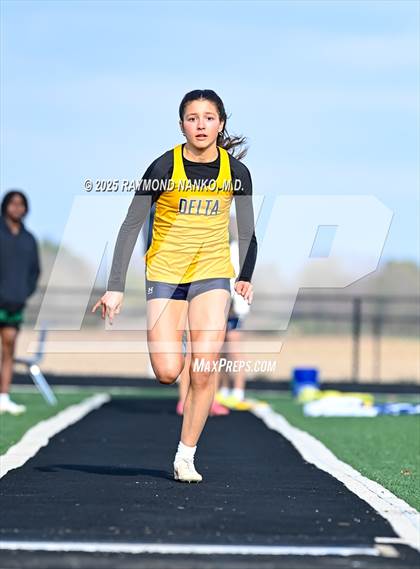 Thumbnail 1 in Pendleton Heights at Delta (Long Jump) photogallery.