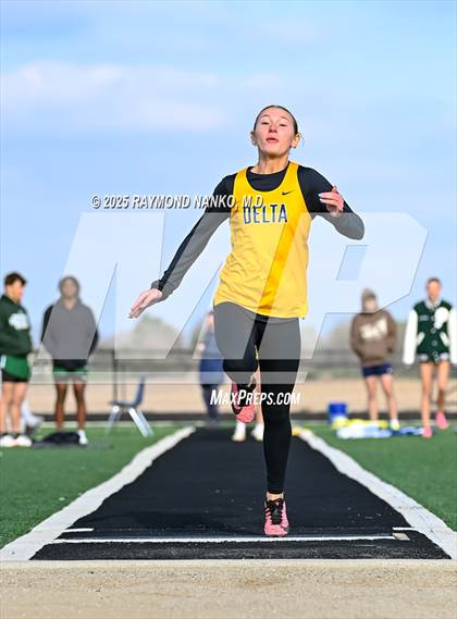 Thumbnail 2 in Pendleton Heights at Delta (Long Jump) photogallery.