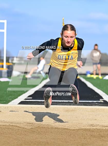 Thumbnail 3 in Pendleton Heights at Delta (Long Jump) photogallery.