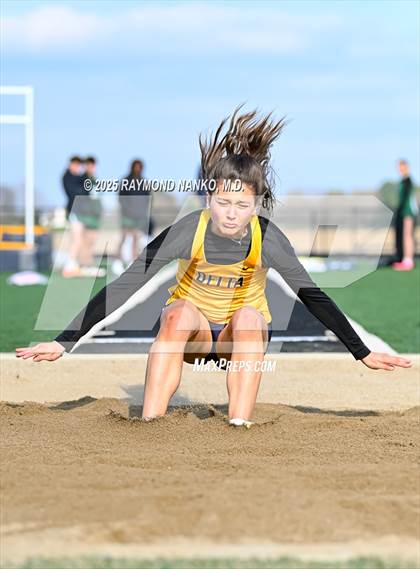 Thumbnail 2 in Pendleton Heights at Delta (Long Jump) photogallery.