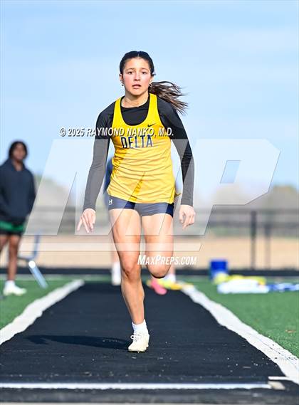 Thumbnail 1 in Pendleton Heights at Delta (Long Jump) photogallery.