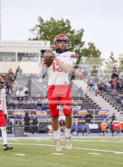 Thumbnail 1 in Chatsworth vs South Gate (CIF LACS Division 2 Final) photogallery.