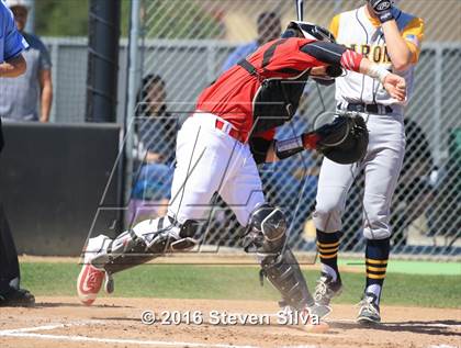 Thumbnail 2 in Bonita Vista vs. Vista (66th Annual SD Lions Tournament Premier Division Semifinal) photogallery.
