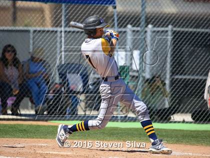 Thumbnail 2 in Bonita Vista vs. Vista (66th Annual SD Lions Tournament Premier Division Semifinal) photogallery.