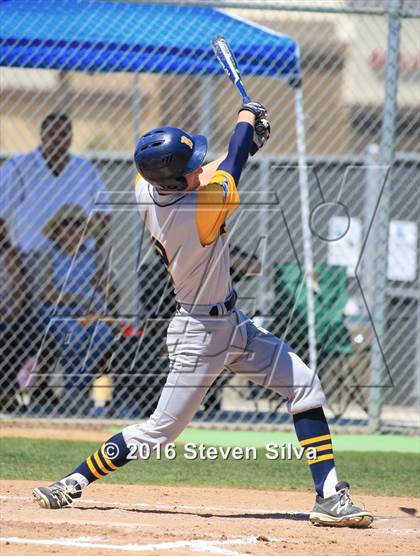 Thumbnail 1 in Bonita Vista vs. Vista (66th Annual SD Lions Tournament Premier Division Semifinal) photogallery.