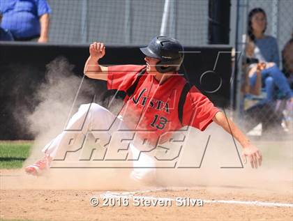 Thumbnail 2 in Bonita Vista vs. Vista (66th Annual SD Lions Tournament Premier Division Semifinal) photogallery.