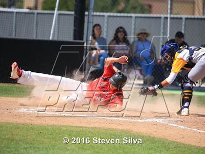 Thumbnail 3 in Bonita Vista vs. Vista (66th Annual SD Lions Tournament Premier Division Semifinal) photogallery.