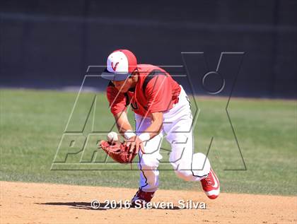 Thumbnail 2 in Bonita Vista vs. Vista (66th Annual SD Lions Tournament Premier Division Semifinal) photogallery.
